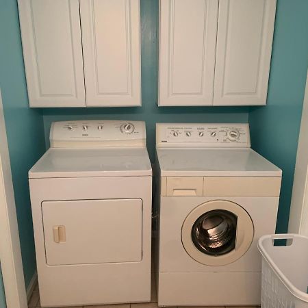 Cheerful Two Bedroom House 1.5 Miles From Beach. Myrtle Beach Exteriör bild