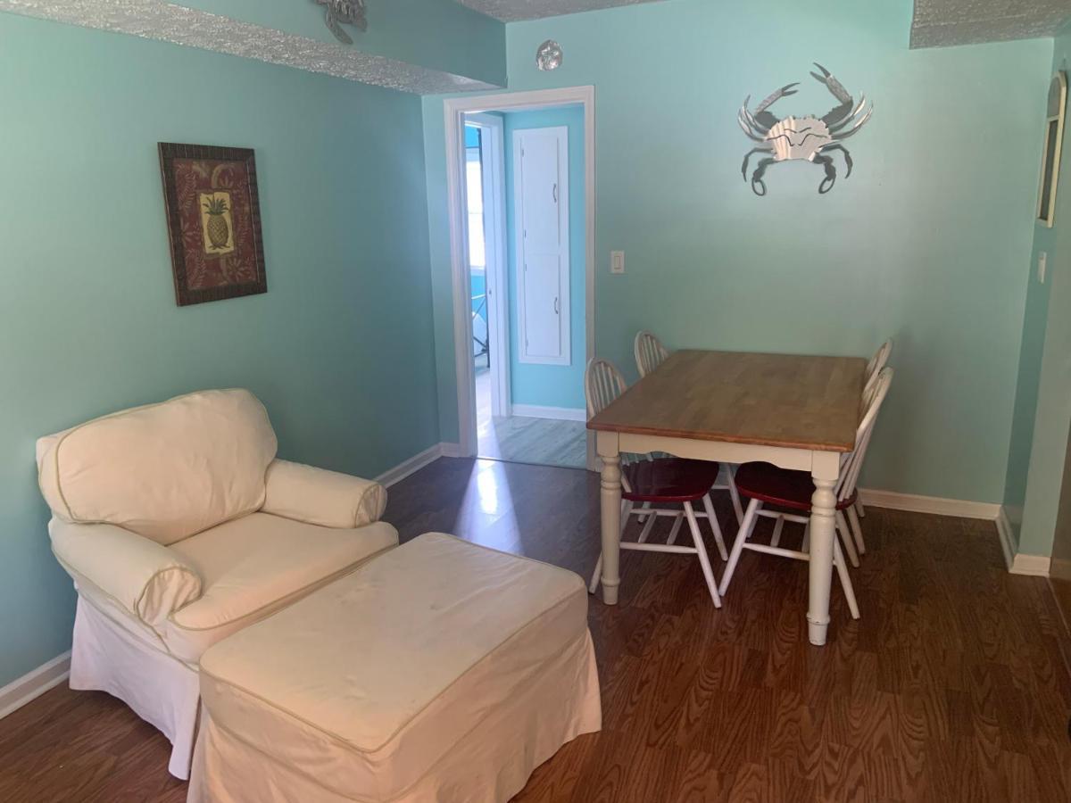 Cheerful Two Bedroom House 1.5 Miles From Beach. Myrtle Beach Exteriör bild