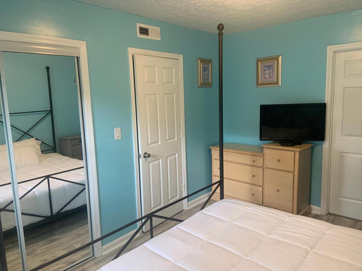 Cheerful Two Bedroom House 1.5 Miles From Beach. Myrtle Beach Exteriör bild