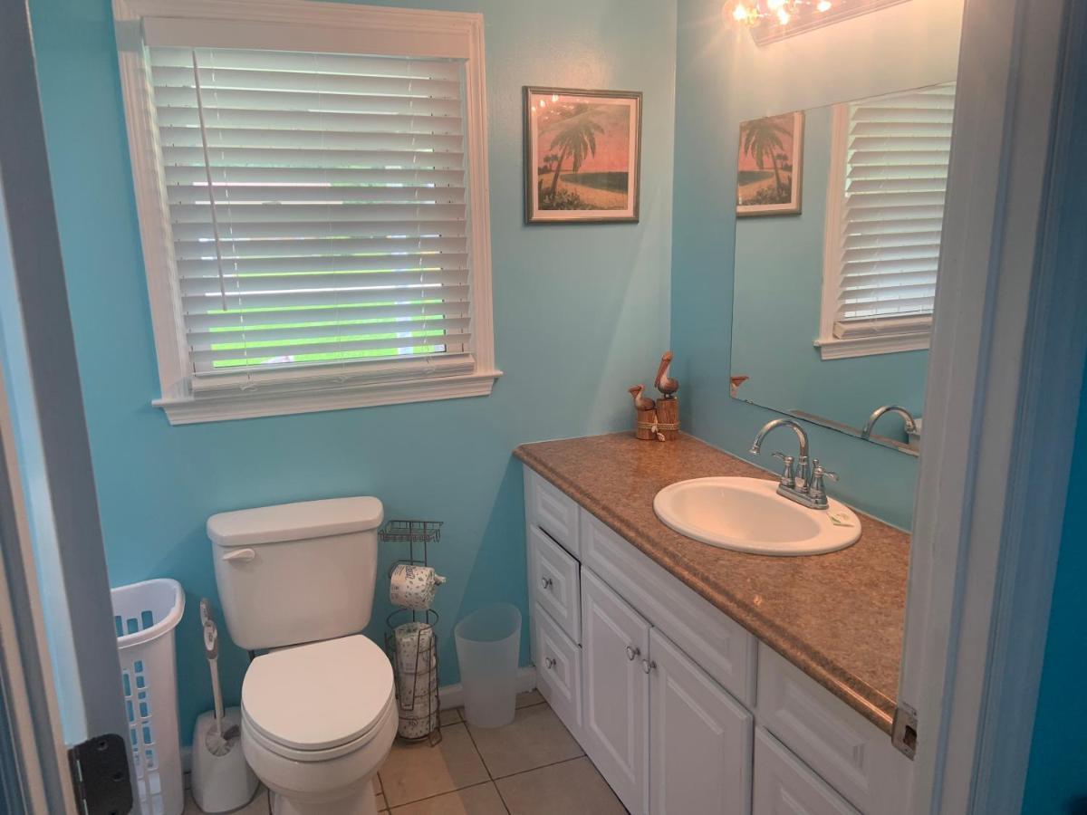 Cheerful Two Bedroom House 1.5 Miles From Beach. Myrtle Beach Exteriör bild