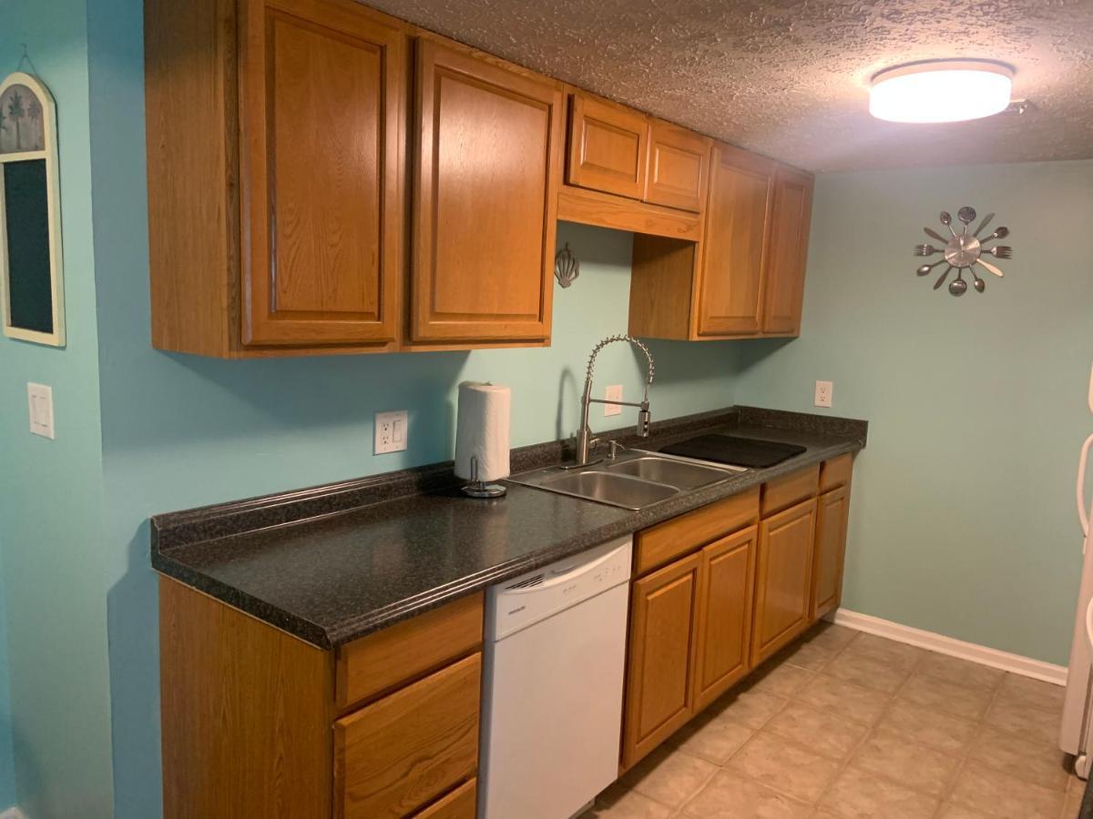 Cheerful Two Bedroom House 1.5 Miles From Beach. Myrtle Beach Exteriör bild
